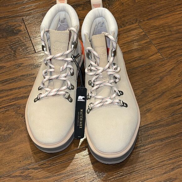 New Sorel Women's SIZE 7.5 Hi-Line Waterproof Hiker Boots - Picture 5 of 8